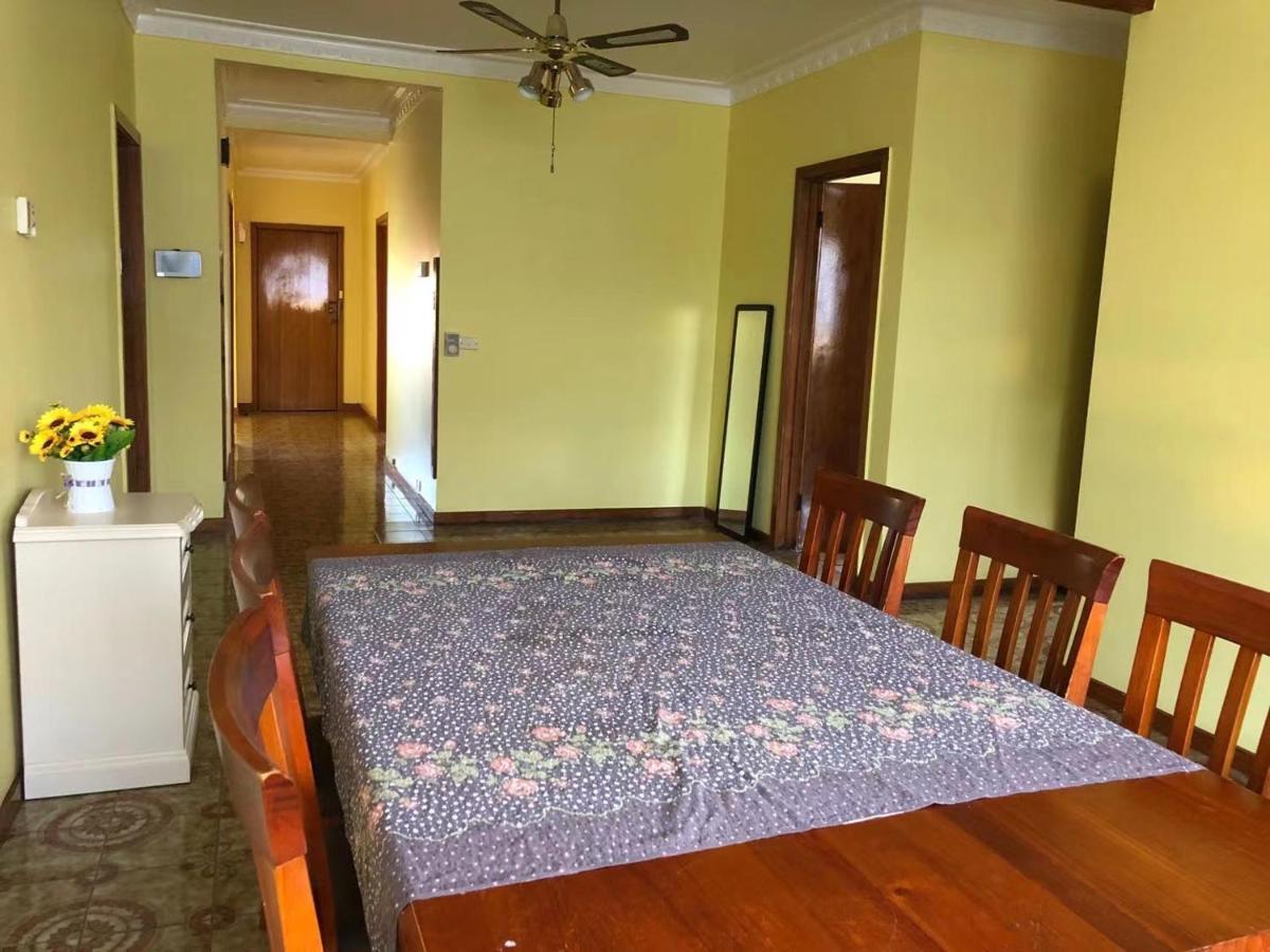 A Single Room Near The Railway Station Melbourne City Exterior foto